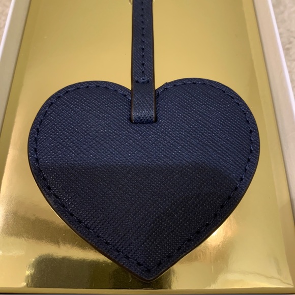 Michael Kors MK Navy Blue Heart Shape Leather Monogram Charms Bag Tag Boxed NEW - Picture 4 of 16